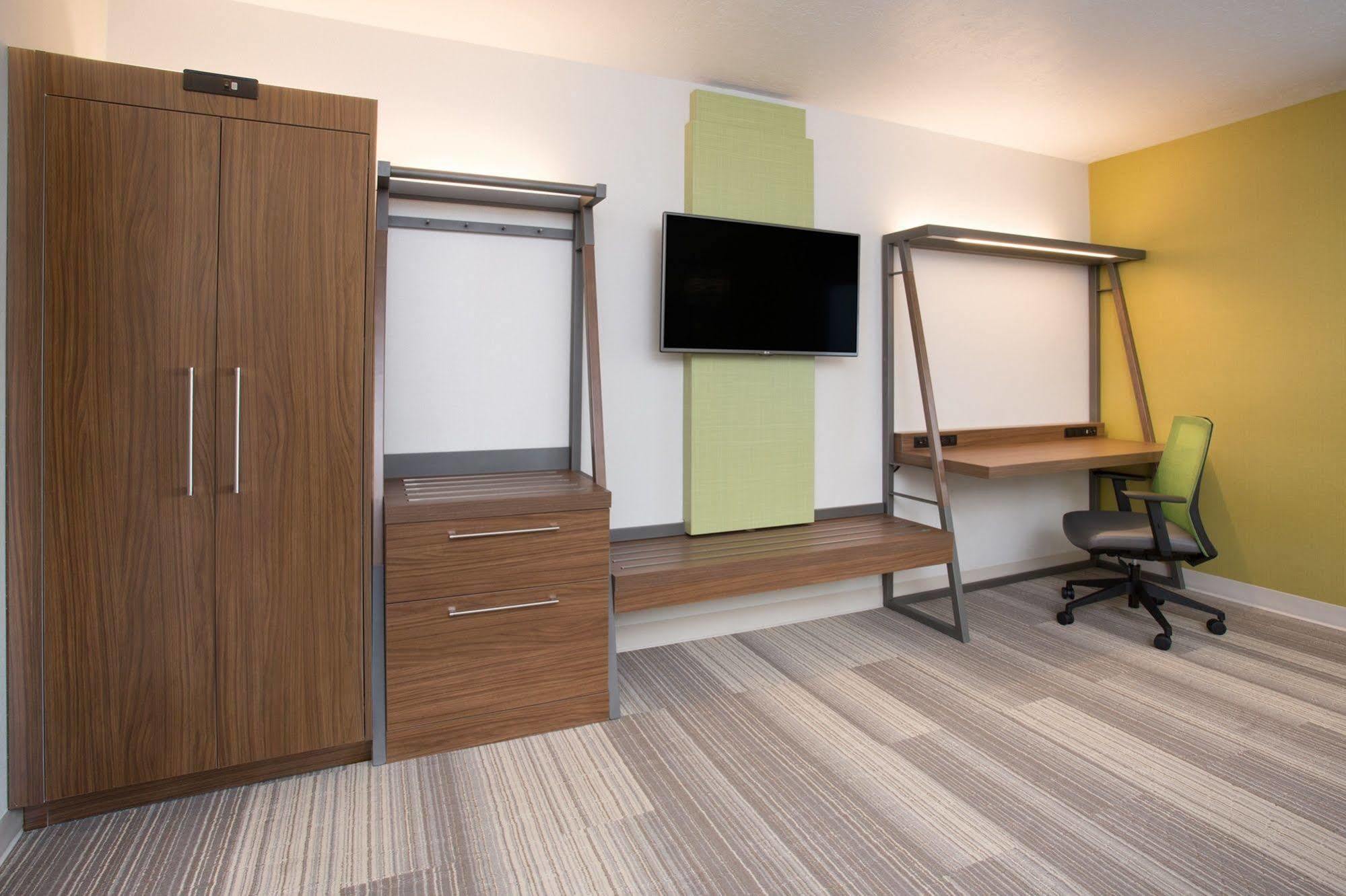 Holiday Inn Express & Suites Platteville By Ihg Экстерьер фото